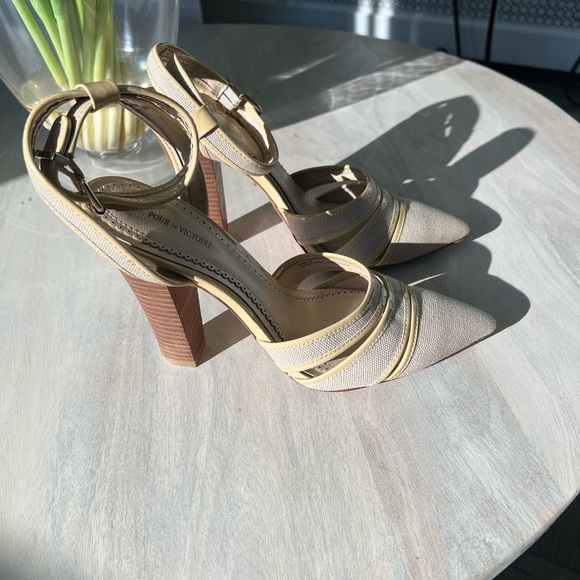 Ankle strapped stylish Heels - Picture 15 of 16